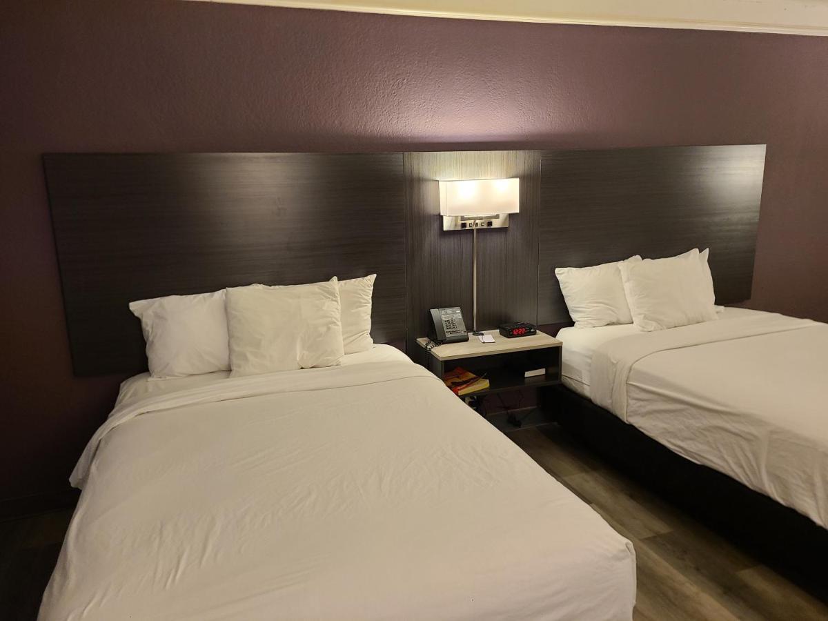 La Quinta Inn By Wyndham Φάρμινγκτον Εξωτερικό φωτογραφία