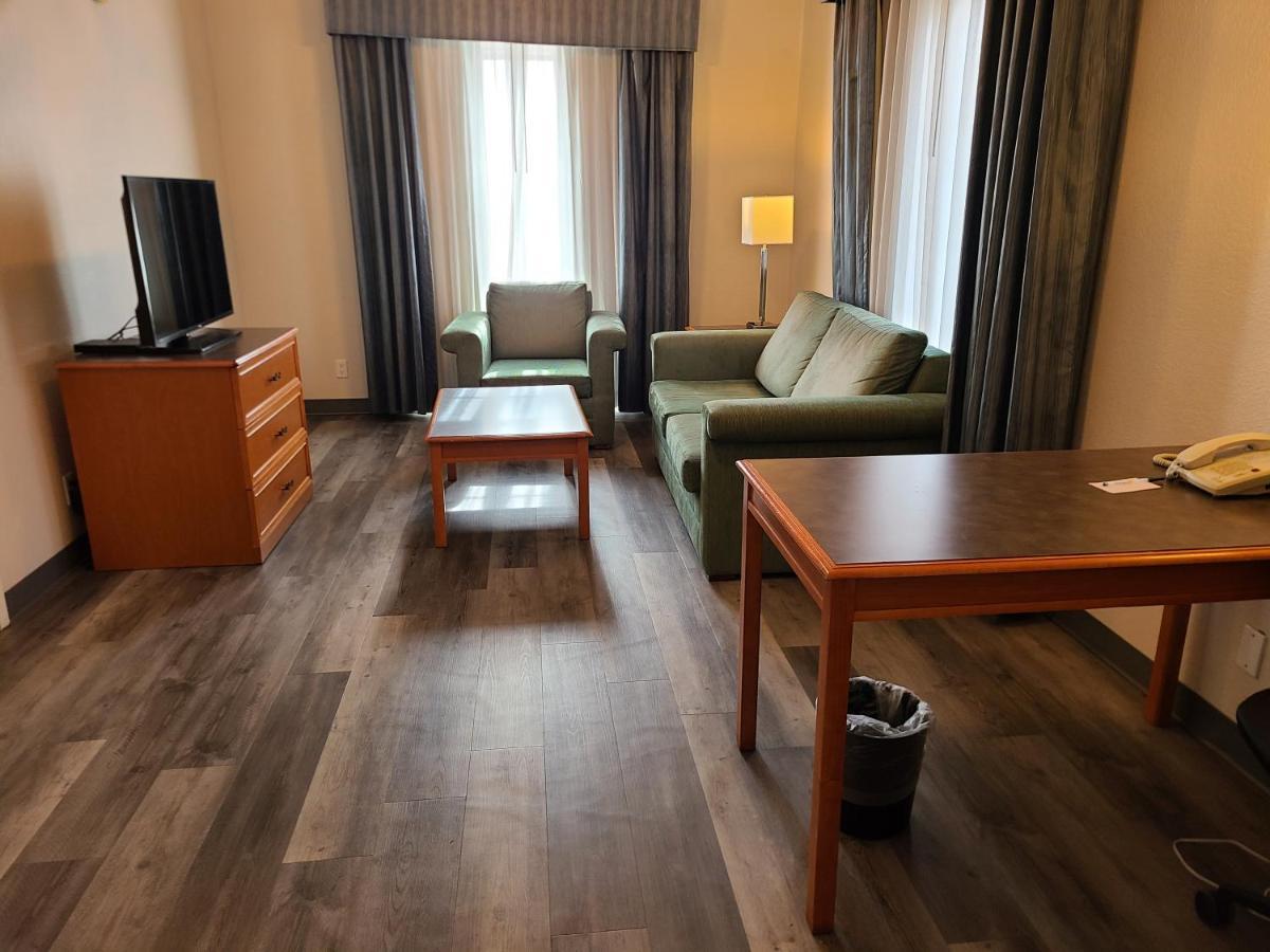 La Quinta Inn By Wyndham Φάρμινγκτον Εξωτερικό φωτογραφία